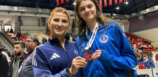 Kağıtspor’un Genç Taekwondocusu Türkiye İkincisi Oldu