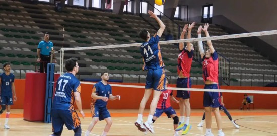 İnegöl Belediyespor’dan 5’te 5! Liderlik Koltuğunu Korudu