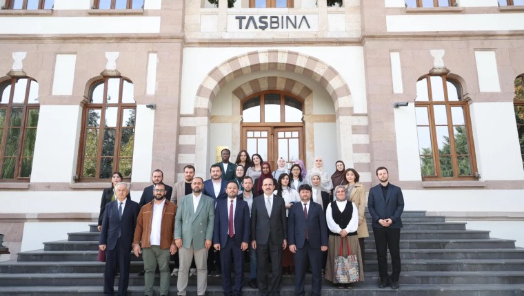 Uluslararası Genç Yazarlar Konya’da Başkan Altay’ı Ziyaret Etti
