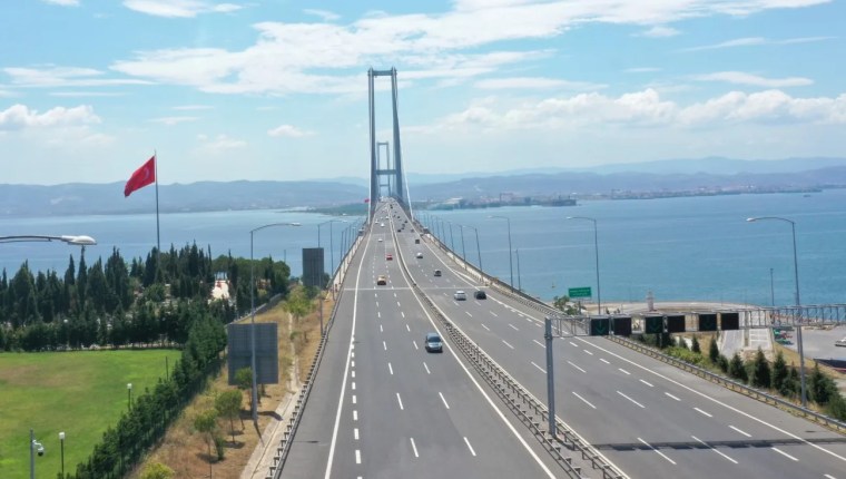 Osmangazi Köprüsü’nde Cumhuriyet Koşusu Heyecanı: Güzergâh Trafiğe Kapatılacak