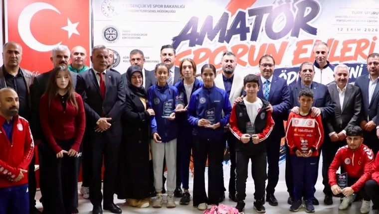 Ağrı’da 2026 Sporun Enleri Ödül Töreni Düzenlendi