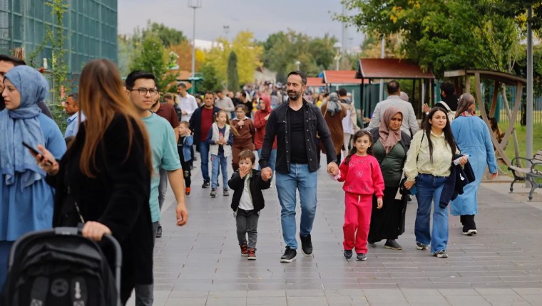 Kayseri’de Hayvanat Bahçesine Dünya Hayvanları Koruma Günü İlgisi