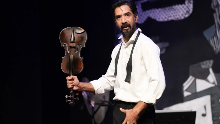 Maltepe Tiyatro Festivali’nde “Çarpışma” Sahnelendi