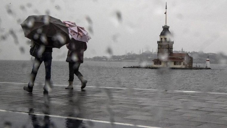 İstanbul İçin Yağış Uyarısı: Sıcaklıklar Mevsim Normallerinin Altına İnecek