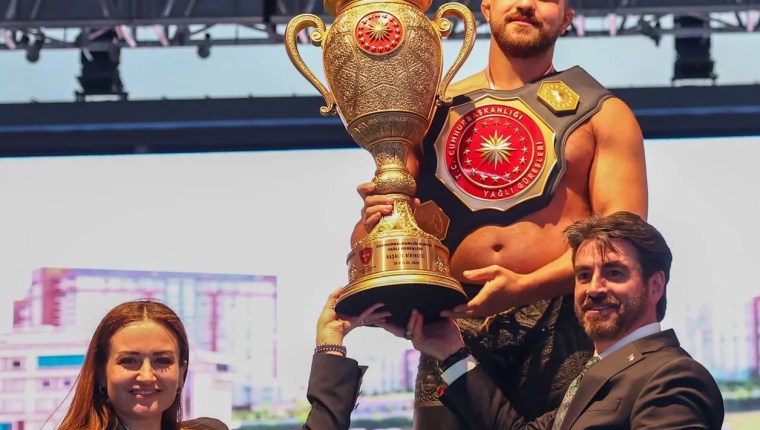 Antalya Büyükşehir Belediyesi’nden Yağlı Güreş Cumhurbaşkanlığı Kupası’nda 12 Madalya