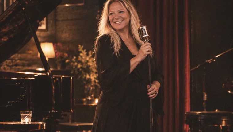 Ebru Aydın’dan İstanbul Gecelerine Müzik Dolu Yeni Soluk