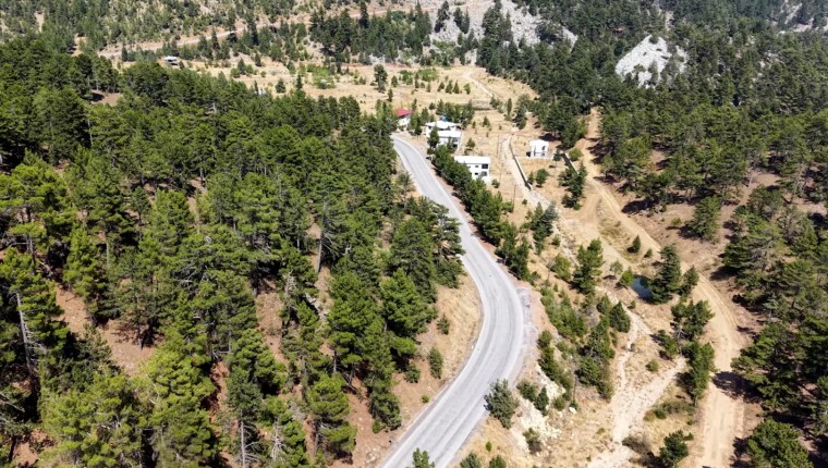 Mersin’de Grup Yolları Yenileniyor: Tarım ve Yayla Ulaşımına Destek