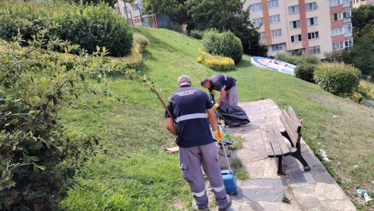 Maltepe’de Temizlik Çalışmaları Altıntepe’de Devam Ediyor