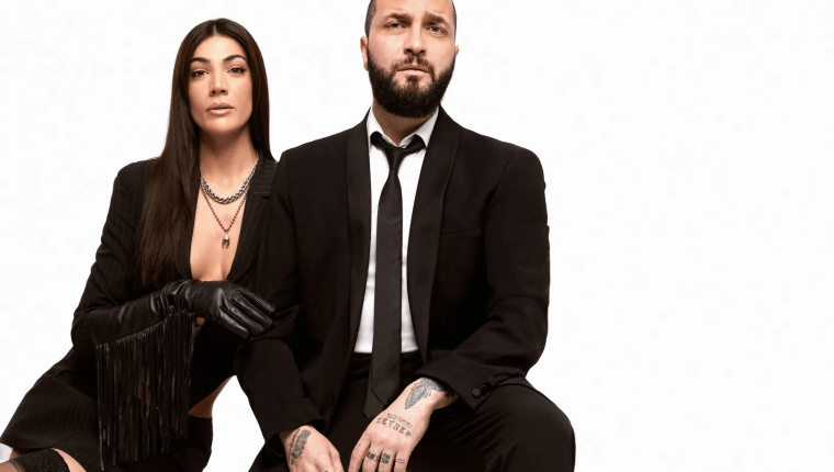 Berkay ve Ivi Adamou, Günay Restaurant’ta Aynı Sahnede Buluşacak