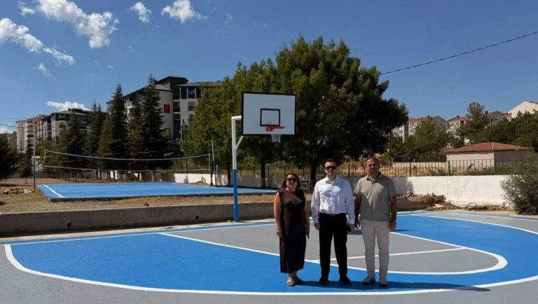 Keşan’daki Meslek Lisesine Yeni Basketbol ve Voleybol Sahaları