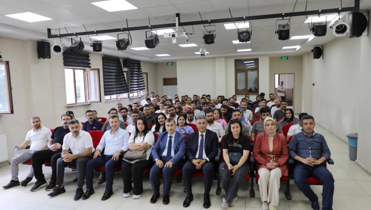 Ağrı’da 154 Öğretmene Yöneticilik Eğitimi