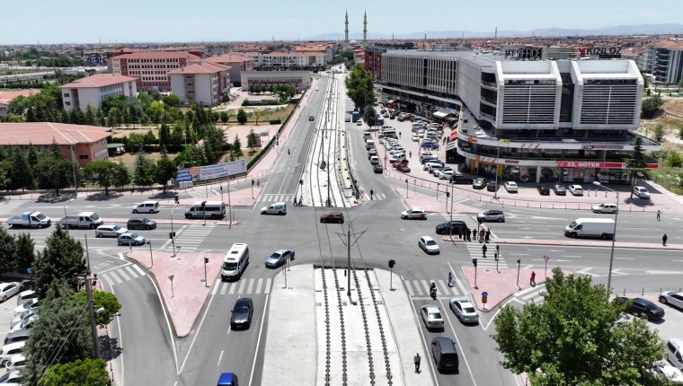 Konya’da Tramvay Hattı Genişliyor: Enerji Altyapısında Çalışmalar Sürüyor