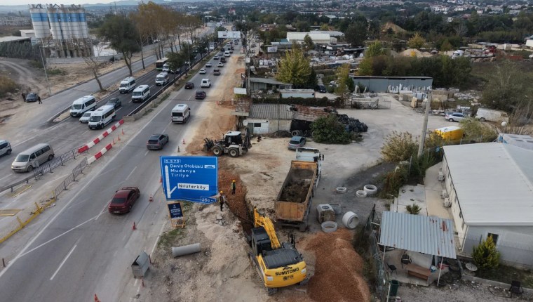 Bursa Geçit’te Yol Yenileme ve Altyapı Çalışmaları Sürüyor