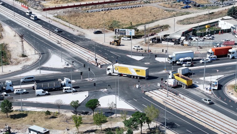 Konya’da Tramvay Projesi Kapsamında Yol Yenileme Çalışması