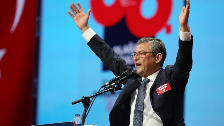 Özgür Özel’den Yeni Parti Hamlesi: 91 Vekille YENİ Parti’ye Katıldı