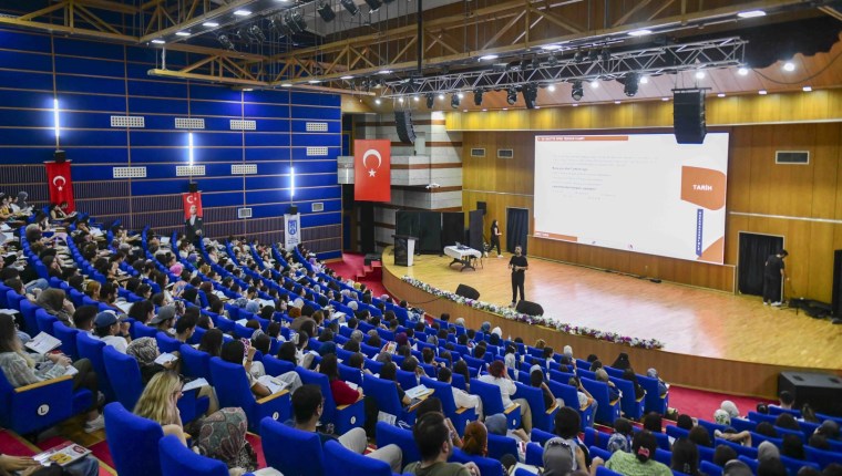 Ankara’da KPSS Adaylarına Ücretsiz Tekrar Desteği