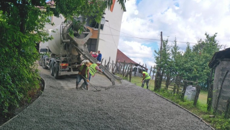 Ordu’da Ulaşım Atağı: İki İli Bağlayan Yola Beton Kaplama
