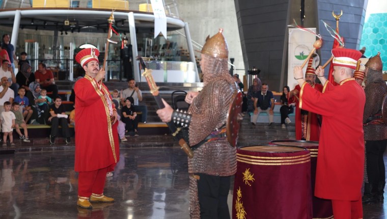 Bursa’da Panorama 1326’da Tarihi Coşku Sürüyor