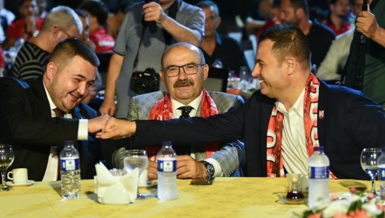 Başkan Akın’dan Balıkesirspor’a Şampiyonluk Çağrısı
