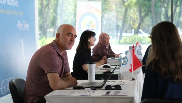 İnegöl Belediyesi’nden YKS Adaylarına Ücretsiz Tercih Desteği