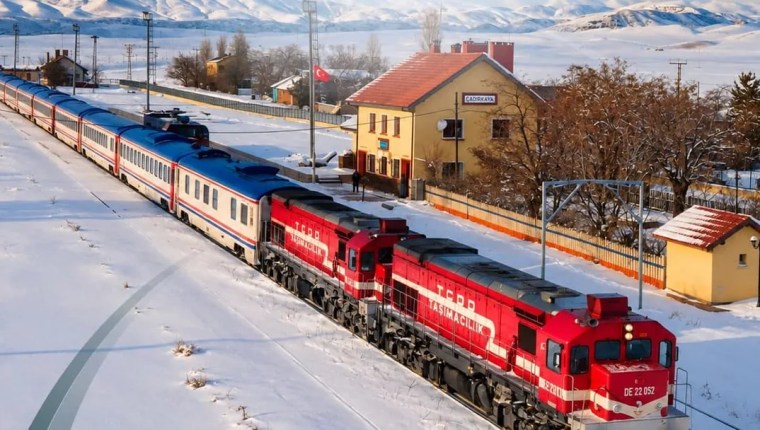 Turistik Doğu Ekspresi Kış Sezonunda Yeniden Raylarda Olacak