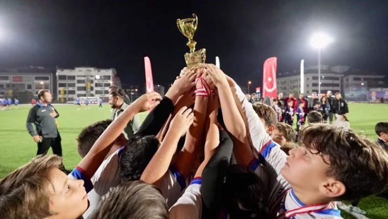 Denizli’de Cumhuriyet Bayramı Futbol Turnuvası Sona Erdi