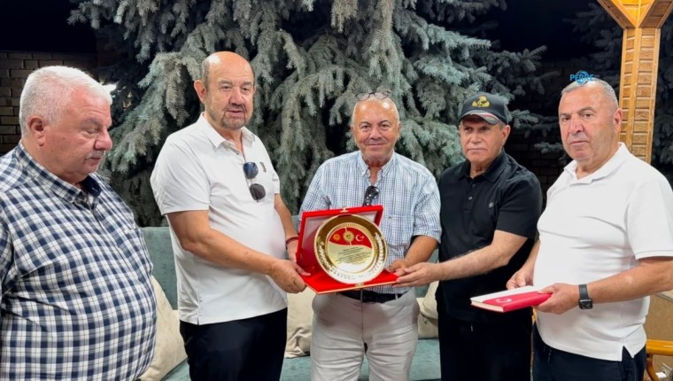Ata Yurdu Kırgızistan'dan Gazeteci İsmail Türk'e ‘Türk Dünyası Ödülü’ - Videolu Haber