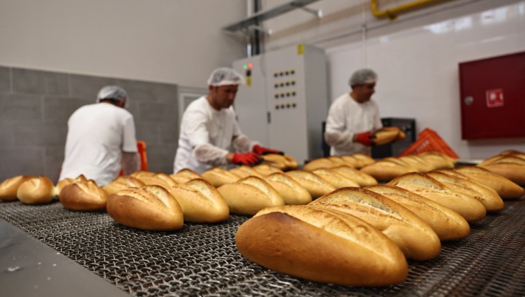 EKDAĞ Halk Ekmek Fabrikası 4 Yılda 30 Milyonu Aştı