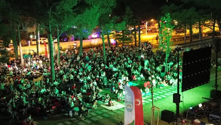 İznik’te Yaz Etkinlikleri Animasyon Gösterimiyle Başladı
