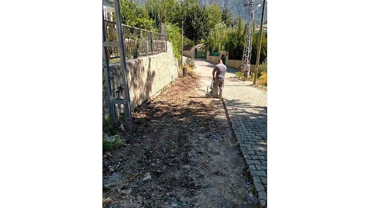 Kemer'de altyapı çalışmaları