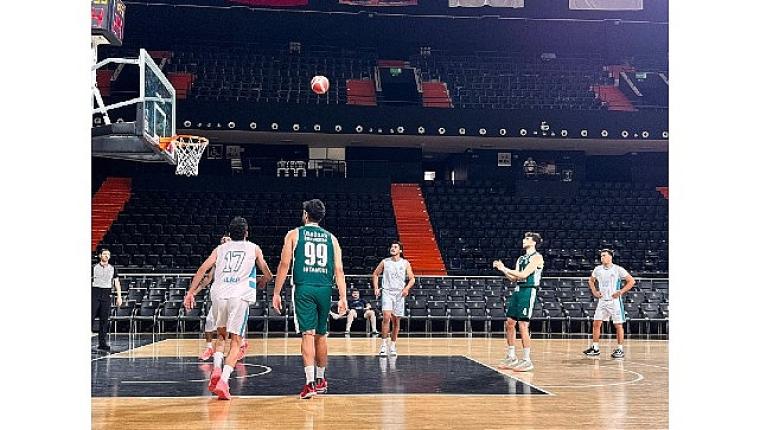 Üsküdar Üniversitesi basketbolda ikinci kez Türkiye şampiyonu!