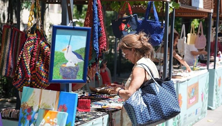 Potlaç Kadın Emeği Pazarı, Bahariye'den Yaza Merhaba Dedi