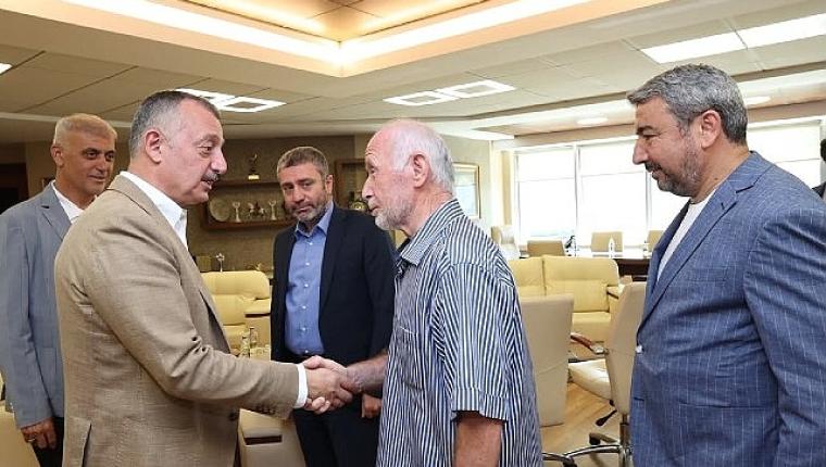 Başkan Büyükakın şampiyonları ağırladı