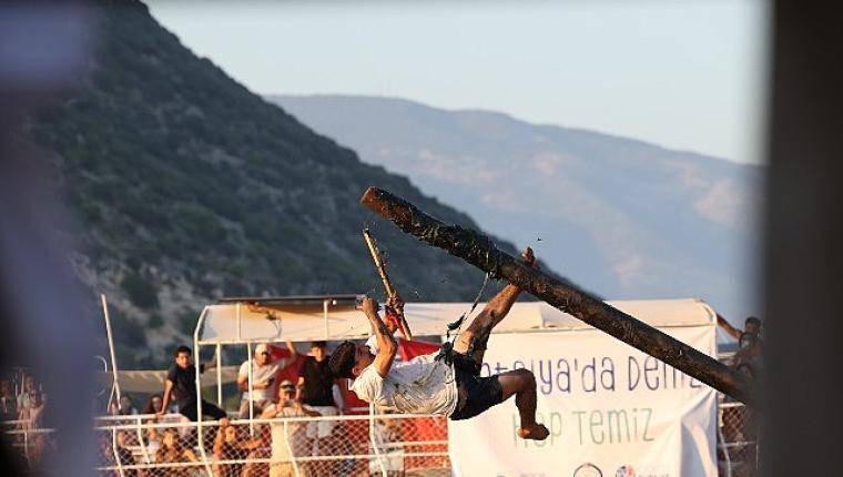 Denizcilik ve Kabotaj Bayramı'nın 100. yılı Antalya'da coşkuyla kutlandı