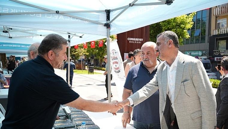 Büyükşehir'in kitap sevgisi katlanıyor
