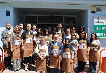 Çankaya'da Genç Kadınlar Eğitimlerle İstihdama Adım Atıyor