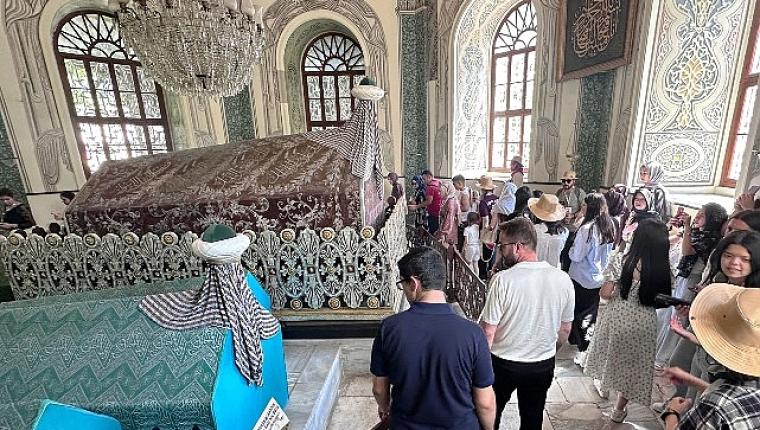 “Genç Seyyah Bursa" Gezisi ile Gençler Tarihin İzini Sürüyor