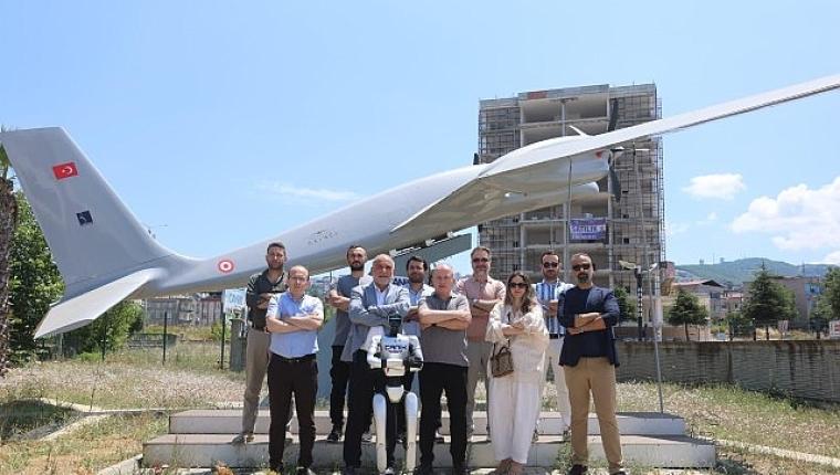 Canik Belediyesi Özdemir Bayraktar Keşif Kampüsü Hayran Bırakıyor