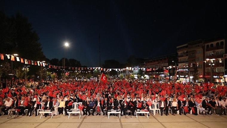 İnegöl 15 Temmuz'un 10'uncu Yılında Millî İrade İçin Tek Yürek Oldu