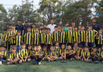 Adıyamanlı minikler Fenerbahçe Futbol Okulu’nda hem spor yapıyor hem hayata hazırlanıyor - Videolu Haber