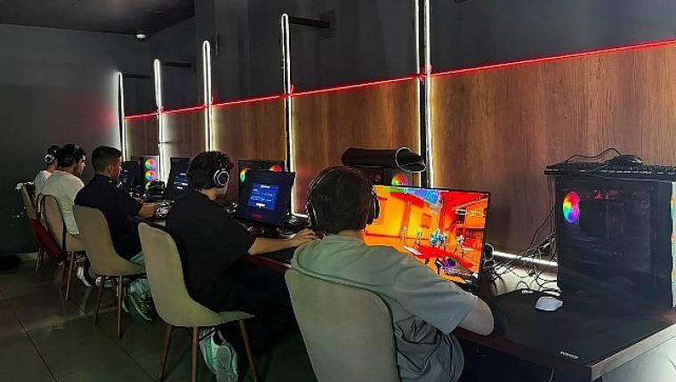 15 Temmuz Ruhu Keçiören'de E-Sporla Yaşatıldı