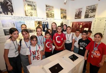 Lozan Barış Antlaşması'nın 103. yılı Konak'ta kutlandı
