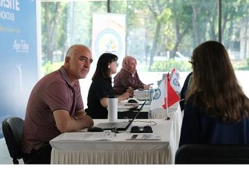 İnegöl Belediyesi'nden Öğrencilere Ücretsiz Yks Tercih Danışmanlığı