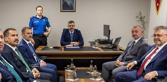 Bakan Çiftçi, Büyükşehir'in vizyon projelerini yerinde inceledi