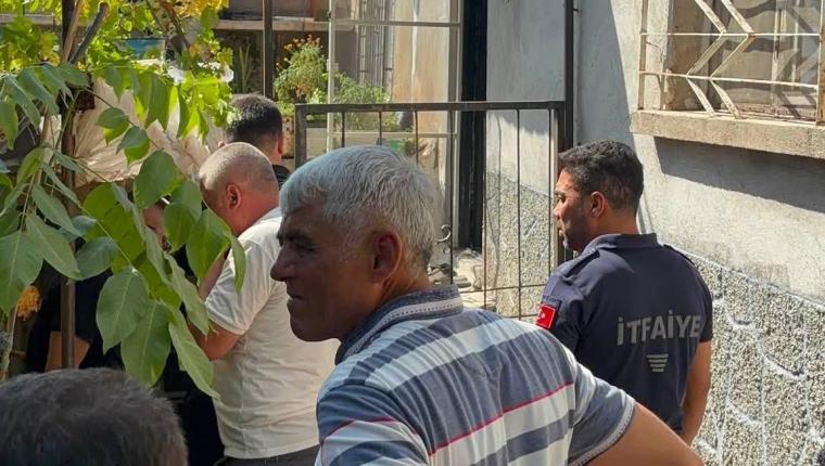 Besni’de haber alınamayan şahıs evinde ölü bulundu - Videolu Haber