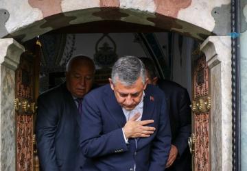 YENİ Parti kuruldu: Özgür Özel Hacı Bayram-ı Veli Camii’nden Birinci Meclis’e yürüdü