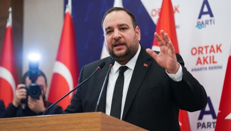 Fendoğlu Adıyaman Tütün Pazarı'nda: ‘Alın teri dökenin yanında olmaya devam edeceğiz’