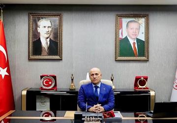 Elüstü’nden Gazeteciler ve Basın Bayramı mesajı