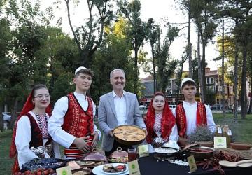 İnegöl, Gastronomi Festivali İle Lezzetlerini Vitrine Çıkarıyor