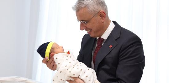 Fidan Karakuş: Çabalarımız sonuç verdi, hastanelere 24 saat hizmet verecek kreşler geliyor